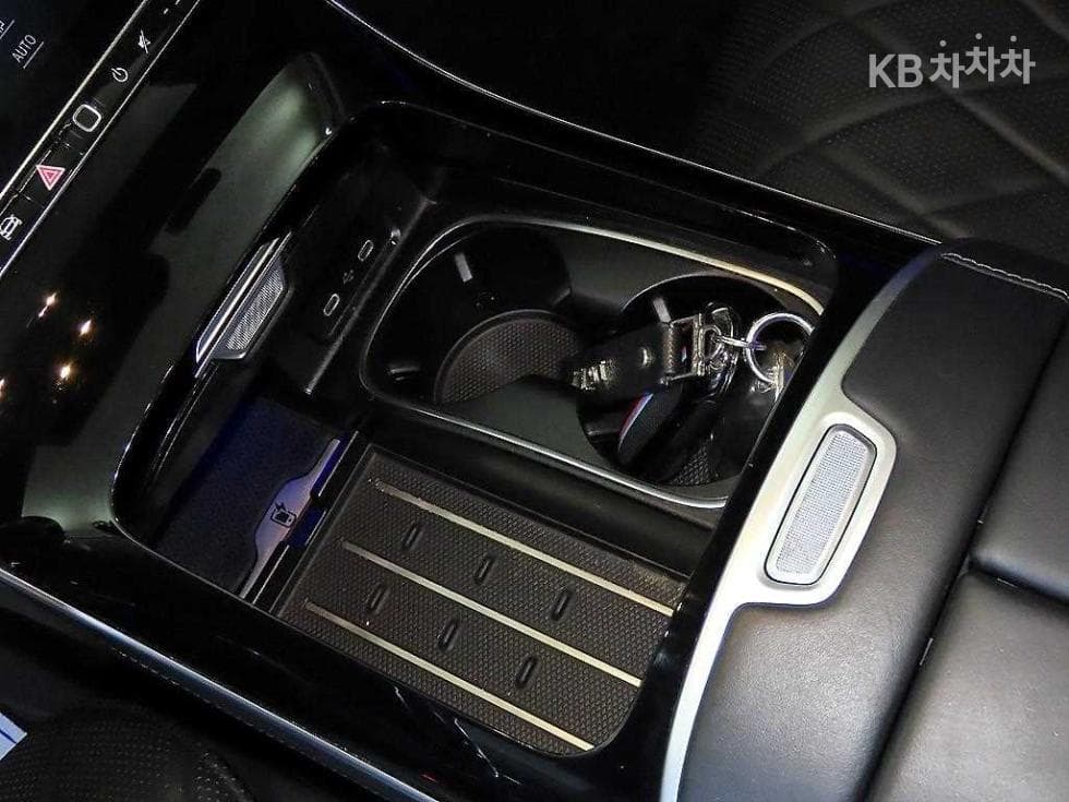 Mercedes-Benz S-Class W223S400d 4Matic Standard - 13