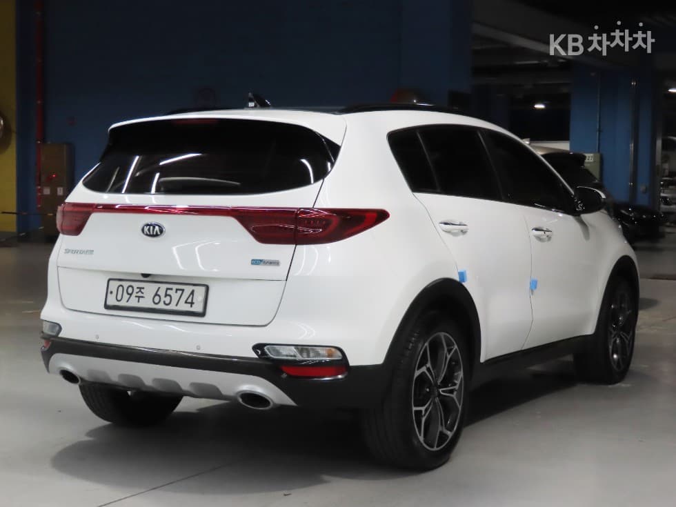 Kia Sportage 더 볼드2.0 Diesel 2WD Seater텔리전트 - 4