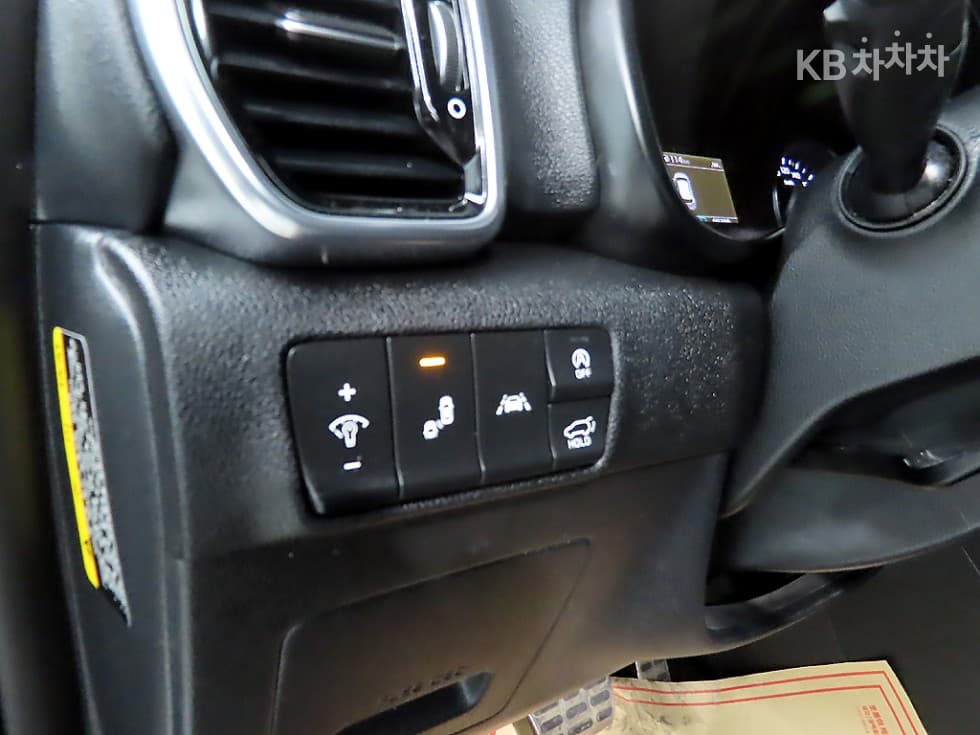 Kia Sportage 더 볼드2.0 Diesel 2WD Seater텔리전트 - 16