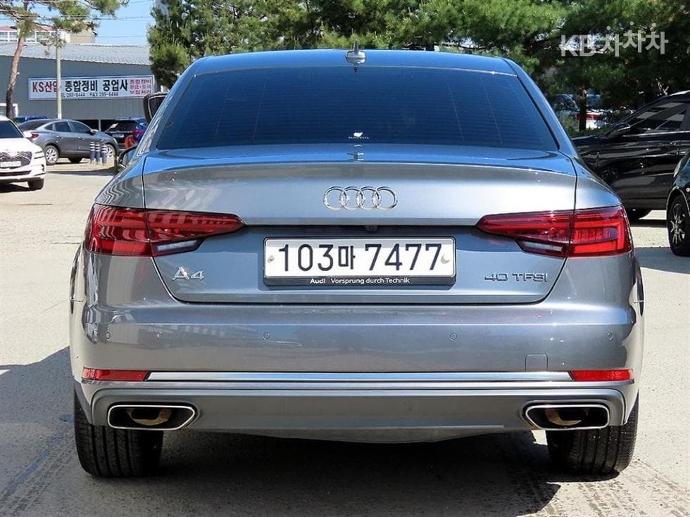 Audi A4 (B9)40 TFSI Premium - 4