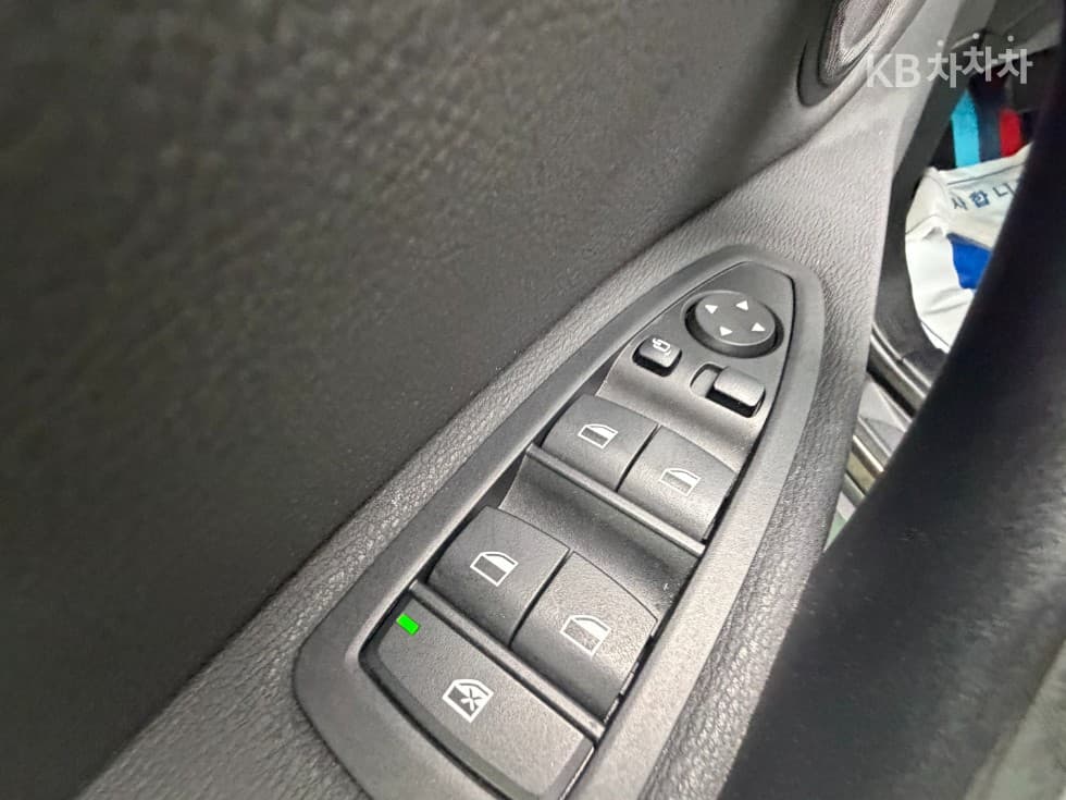 BMW X1 (F48)xDrive 20i Advantage - 11