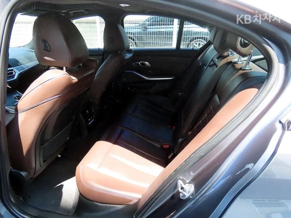BMW 3 Серия (G20)M340i Стандартен - 6