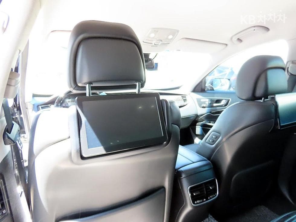 Kia The New (facelift) K93.8 GDI Noblesse - 16
