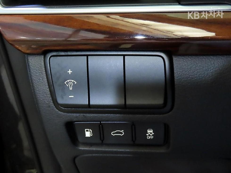Kia All New K72.4 GDi Limited 에디션 - 17