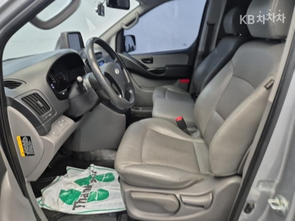 Hyundai Grand Starex3Seater승 Van Smart - 11
