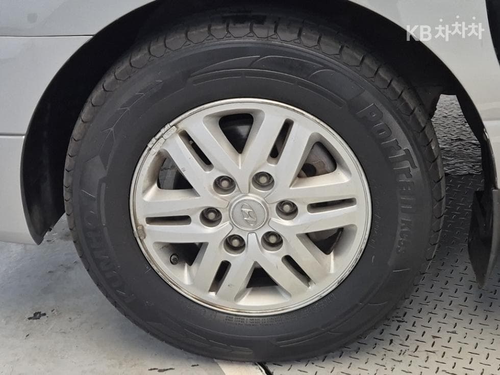 Hyundai Grand Starex3Seater승 Van Smart - 17