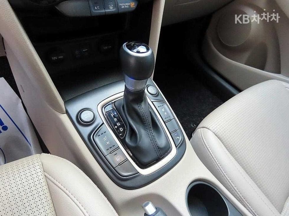 Хюндай Kona1.6 Турбо 4x4 Modern 팝 - 10
