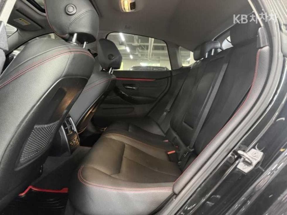 BMW 4시리즈 (F32)420d 그란Coupe F36 xDrive - 8