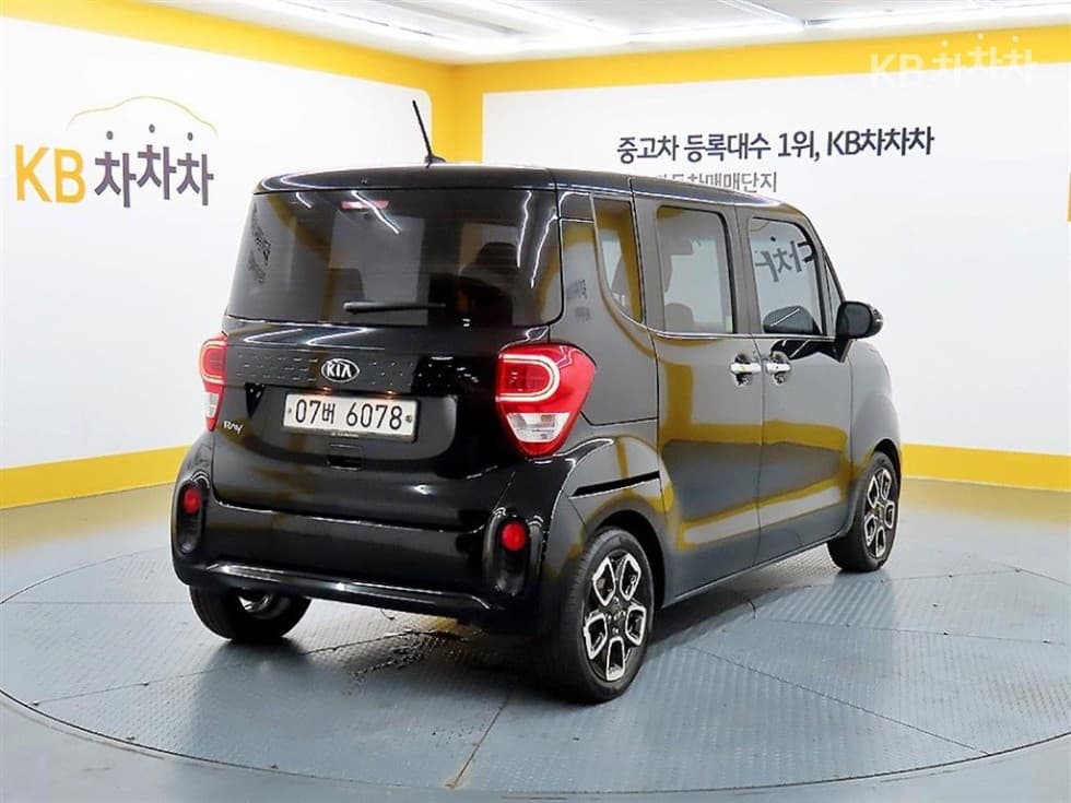 Kia The New (facelift) Ray (van)1.0 Gasoline Prestige - 4