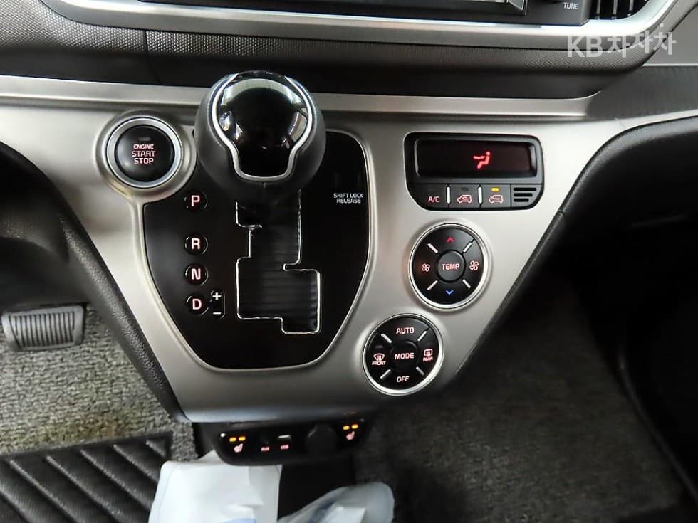 Kia The New (facelift) Ray (van)1.0 Gasoline Prestige - 10