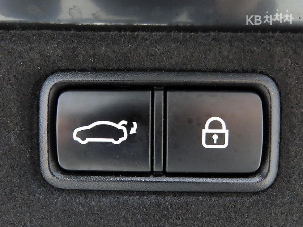 Киа K93.3 GDI 이그제큐티브 - 17