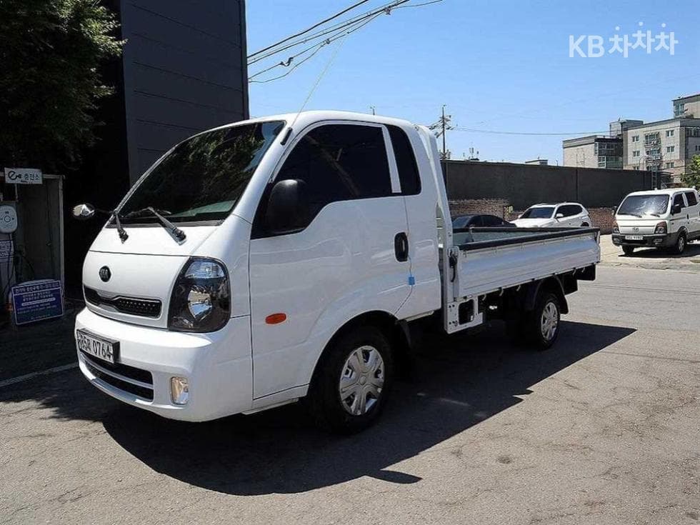 Kia Bongo 3 (light truck)1 Ton King Cab Extra Long CRDi Luxury - 2