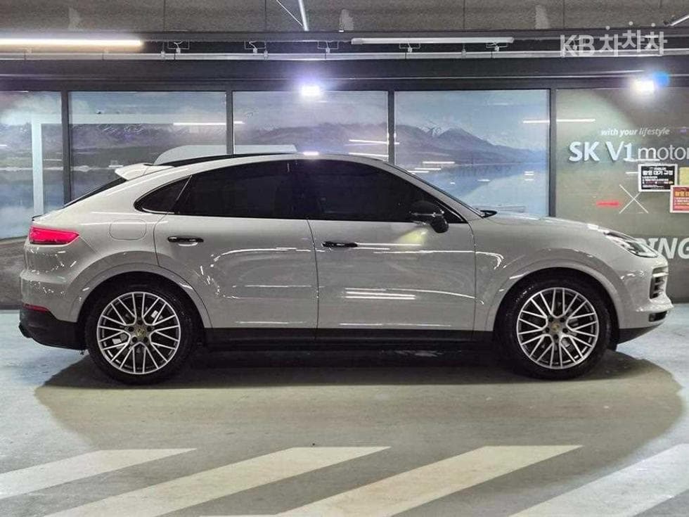Porsche Cayenne(9Y0)3.0 Coupe Standard - 3