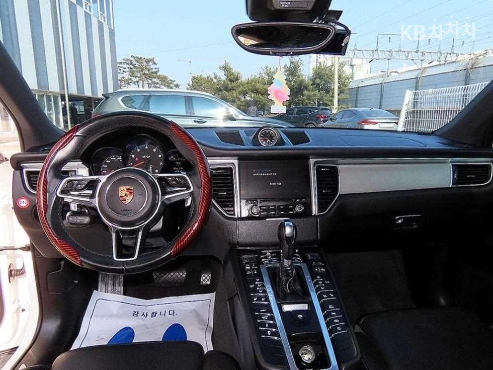Porsche 마칸3.0 GTS - 7