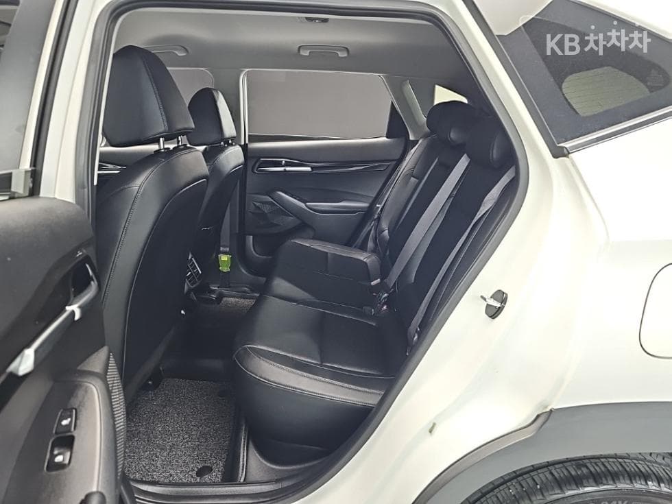 Kia Seltos1.6 Gasoline Turbo 2WD Noblesse - 12