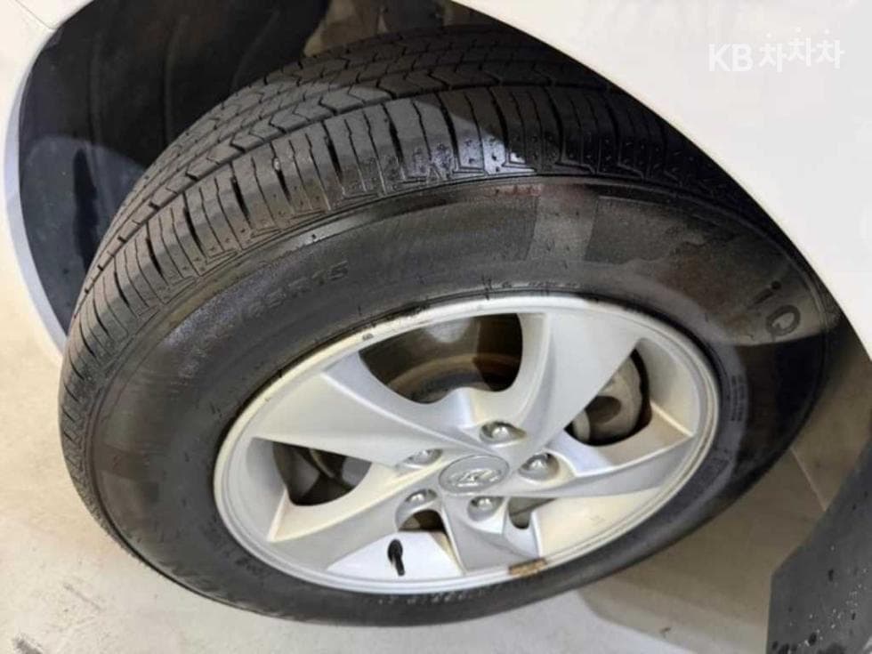 Hyundai Avante (Elantra)MDM16 GDi LUXURY - 20
