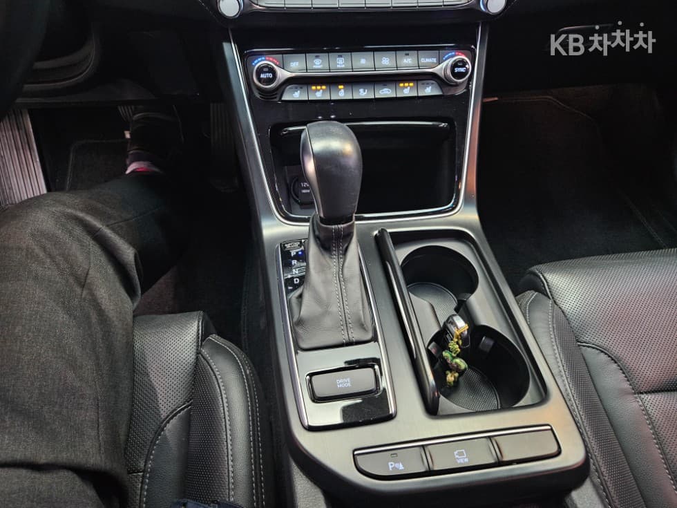 Хюндай Grandeur (Azera)IG2.4 Premium Стандартен - 11