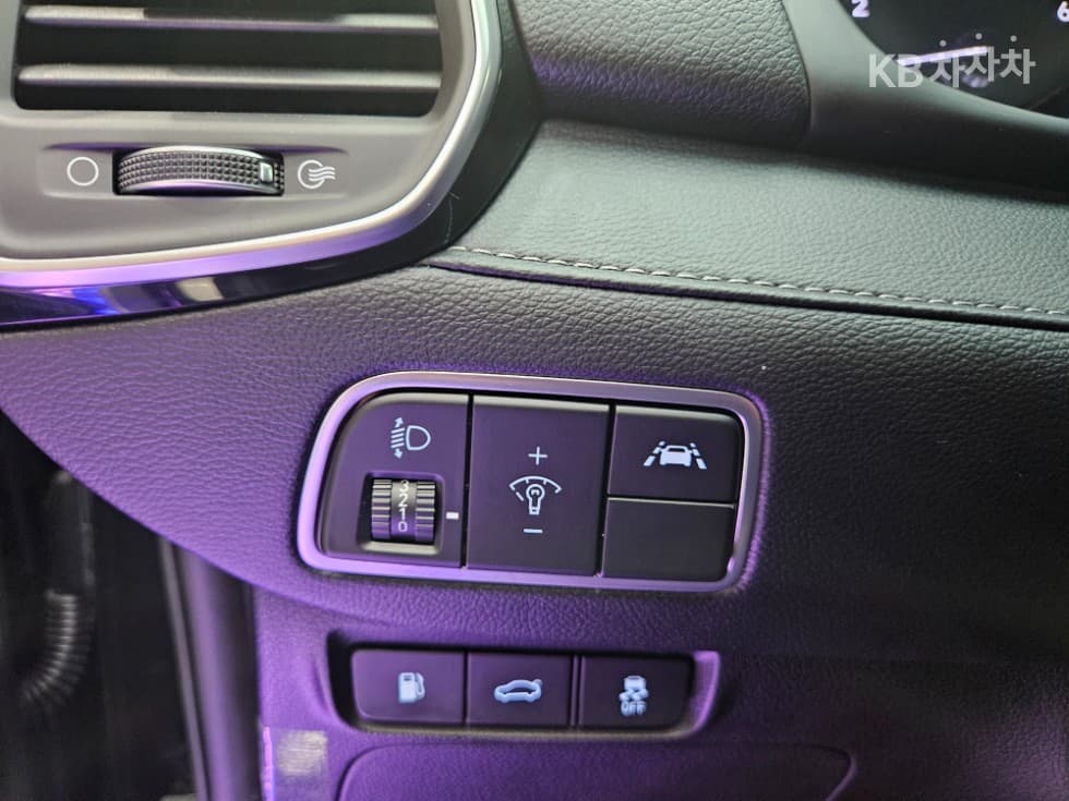 Хюндай Grandeur (Azera)IG2.4 Premium Стандартен - 12
