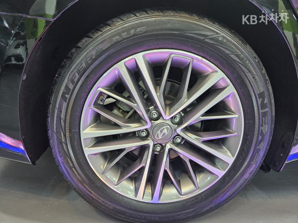 Хюндай Grandeur (Azera)IG2.4 Premium Стандартен - 22