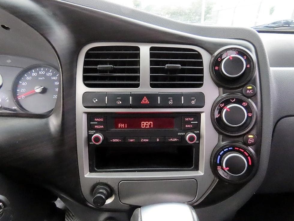 Kia Bongo 3 (light truck)1 Ton King Cab Extra Long CRDi Luxury - 13