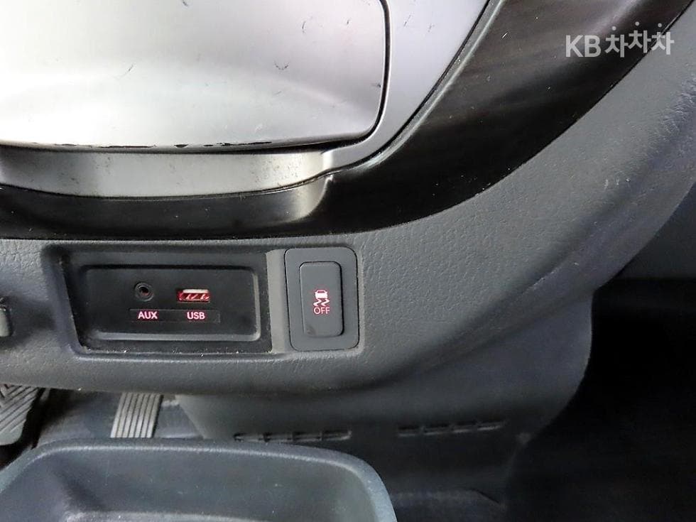 Kia Bongo 3 (light truck)1 Ton King Cab Extra Long CRDi Luxury - 14