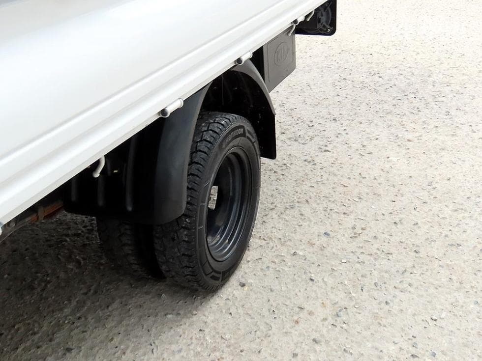 Kia Bongo 3 (light truck)1 Ton King Cab Extra Long CRDi Luxury - 17
