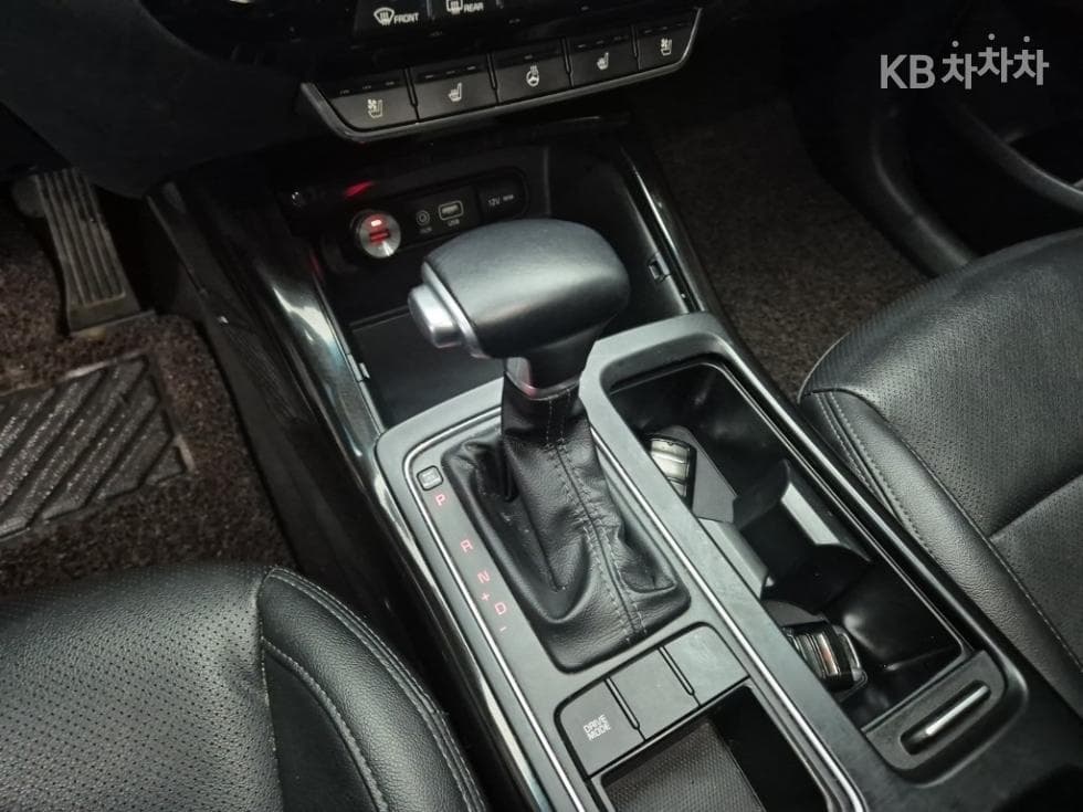 Kia The New (facelift) Sorento2.0 T-GDI 2WD Prestige - 8