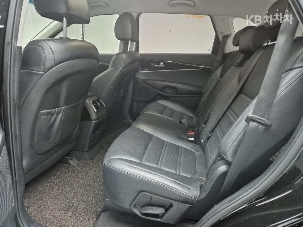 Kia The New (facelift) Sorento2.0 T-GDI 2WD Prestige - 12
