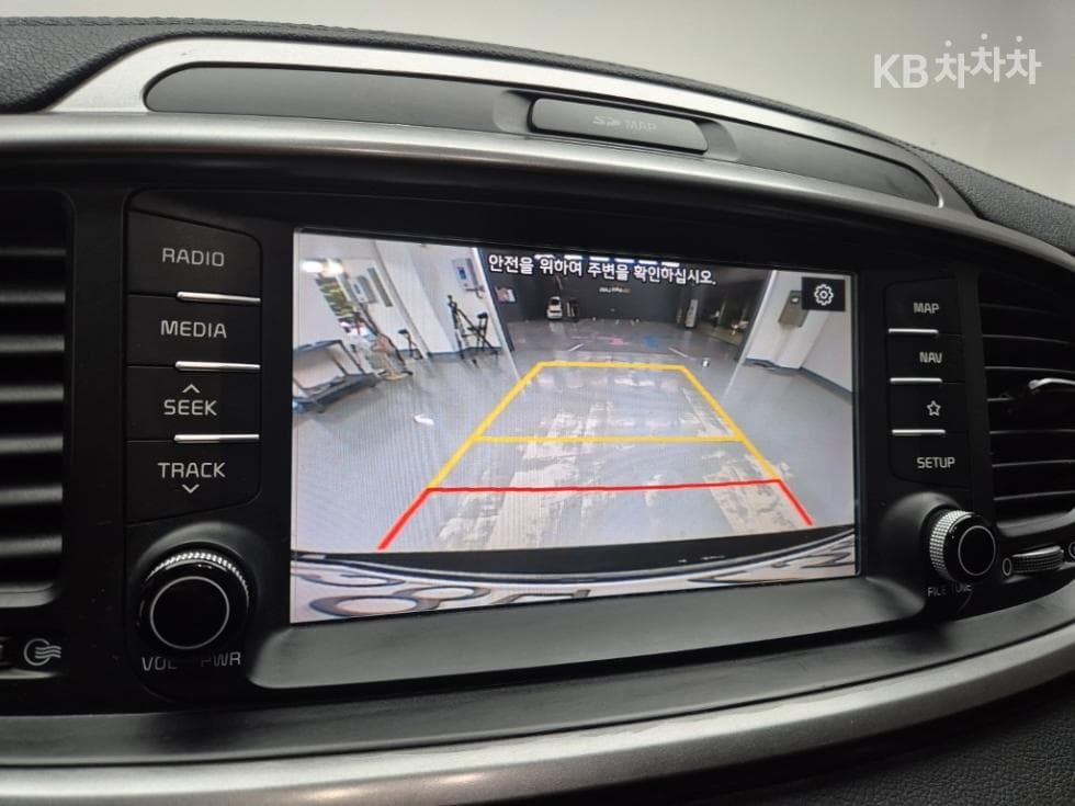 Kia The New (facelift) Sorento2.0 T-GDI 2WD Prestige - 14