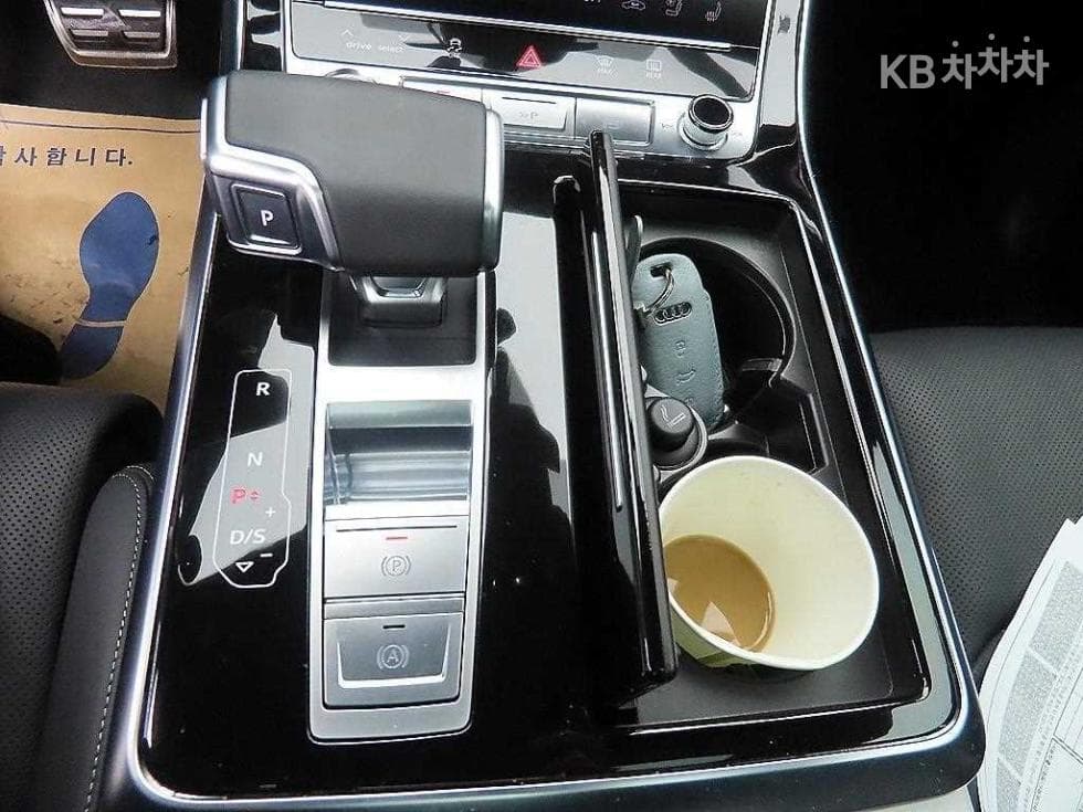 Ауди Нов Q73.0 55 TFSI Quattro Premium - 10
