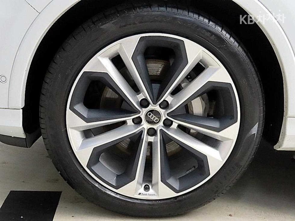 Ауди Нов Q73.0 55 TFSI Quattro Premium - 20