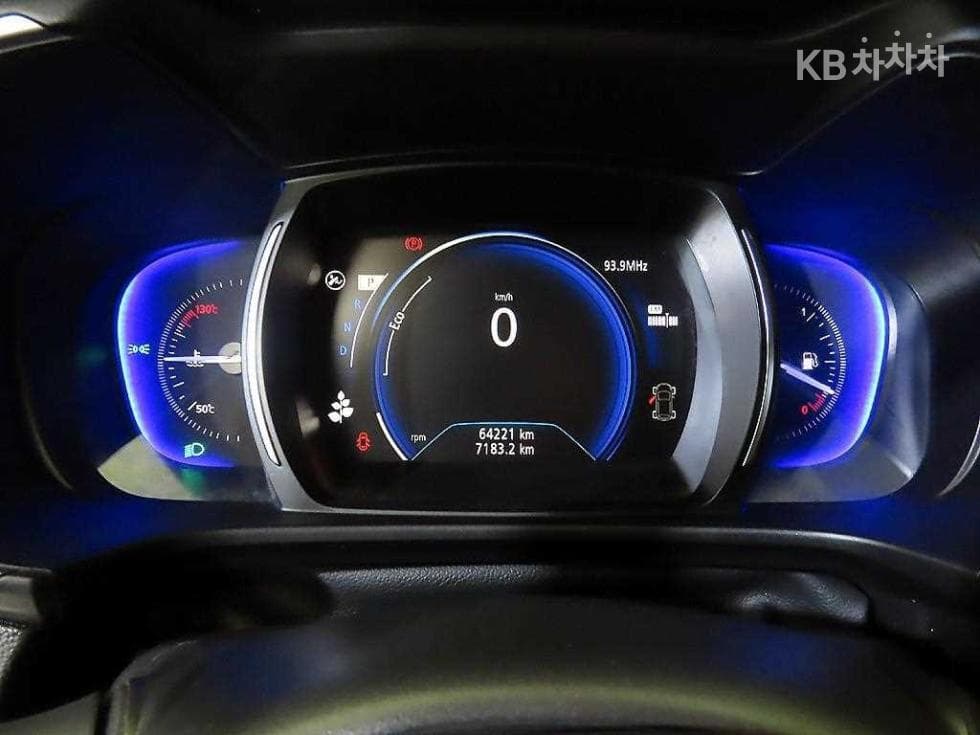 Renault Korea The New (facelift) QM62.0 GDe 2WD RE Signature - 9