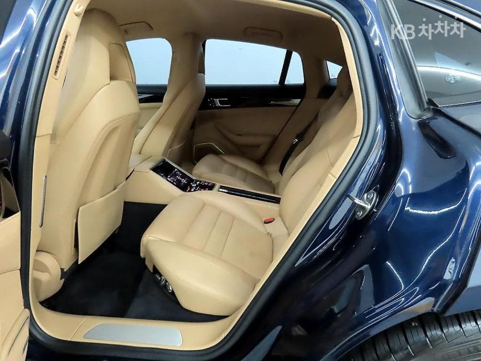 Porsche 파나메라 (971)3.0 4 Standard - 6