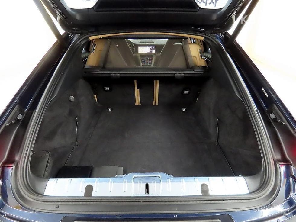 Porsche 파나메라 (971)3.0 4 Standard - 18