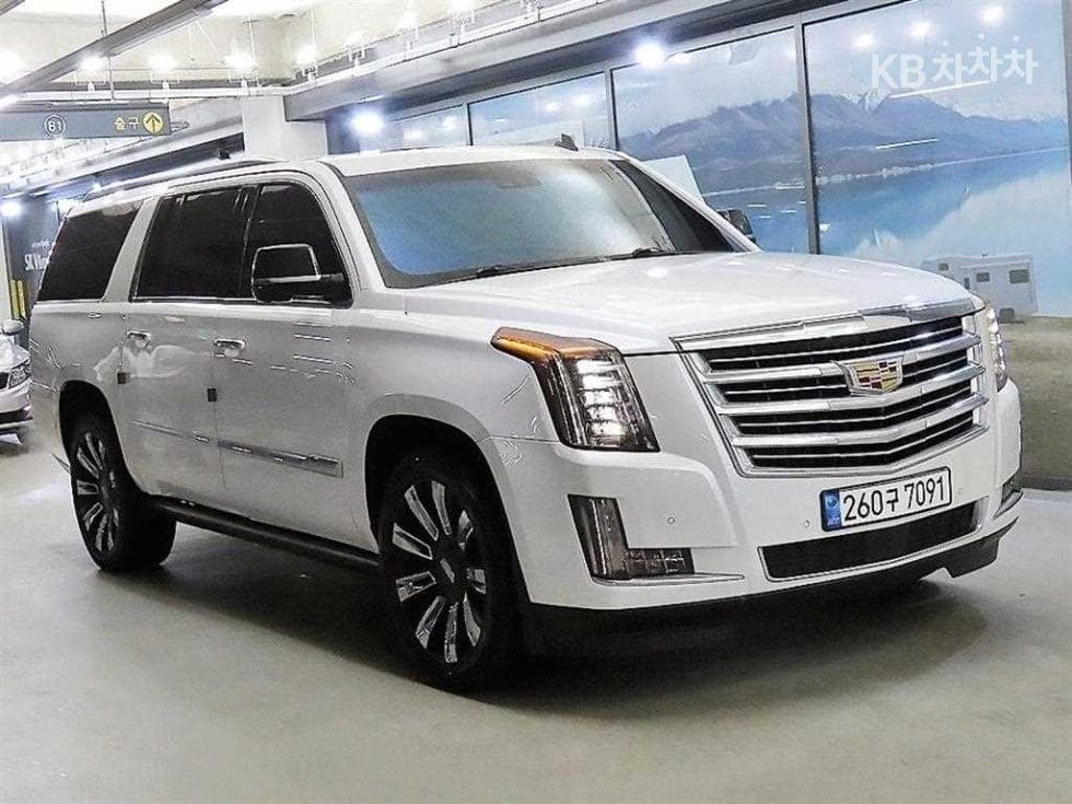 캐딜락 ESCALADE(4th generation) 6.2 V8 ESV (14~) - Image 1