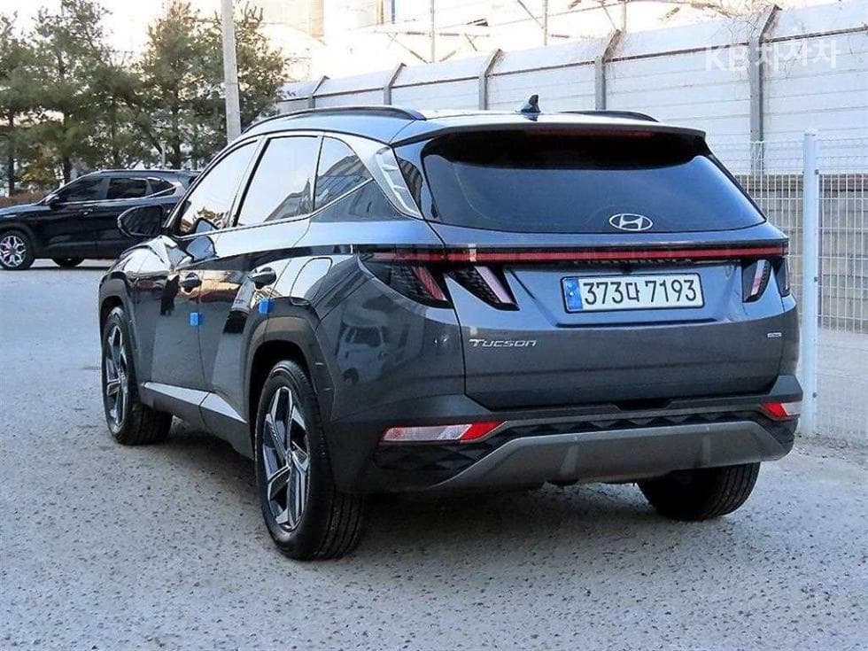 Hyundai The All New Tucson(NX (Lexus SUV)4)Diesel 2.0 4WD Inspiration - 3