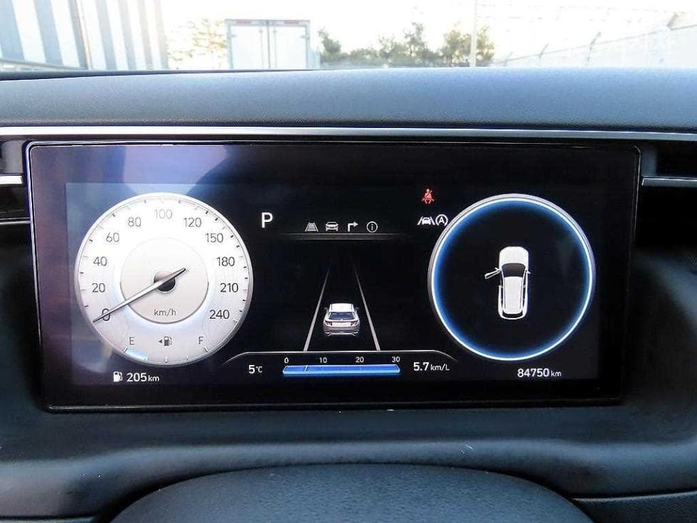 Hyundai The All New Tucson(NX (Lexus SUV)4)Diesel 2.0 4WD Inspiration - 9