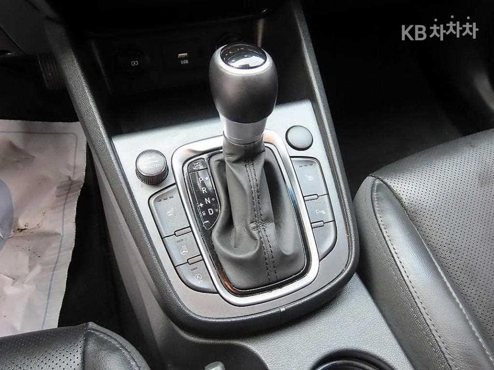 Hyundai The New (facelift) Kona1.6 Gasoline Turbo 2WD Smart - 10