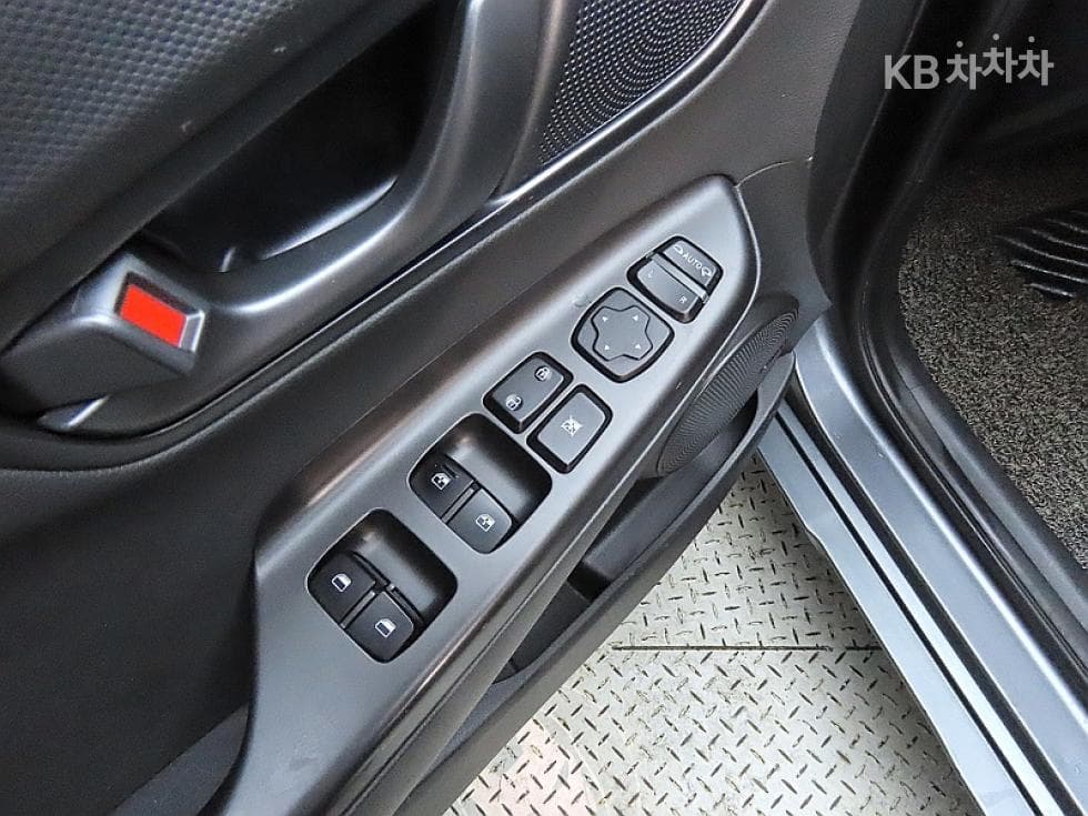 Hyundai Kona1.6 Turbo 아이언맨 에디션 - 13