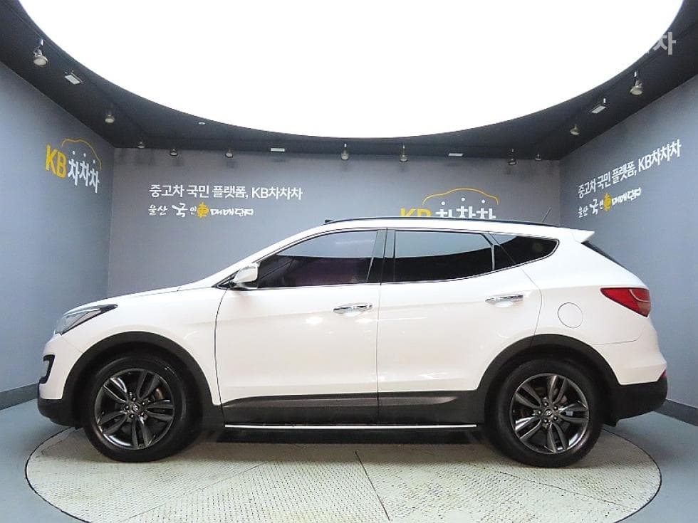 Hyundai Santa Fe DMHyundai R-engine 2.0 diesel 2WD EXCLUSIVE Standard - 5