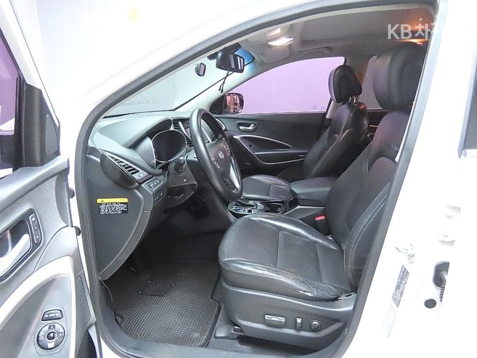 Hyundai Santa Fe DMHyundai R-engine 2.0 diesel 2WD EXCLUSIVE Standard - 10