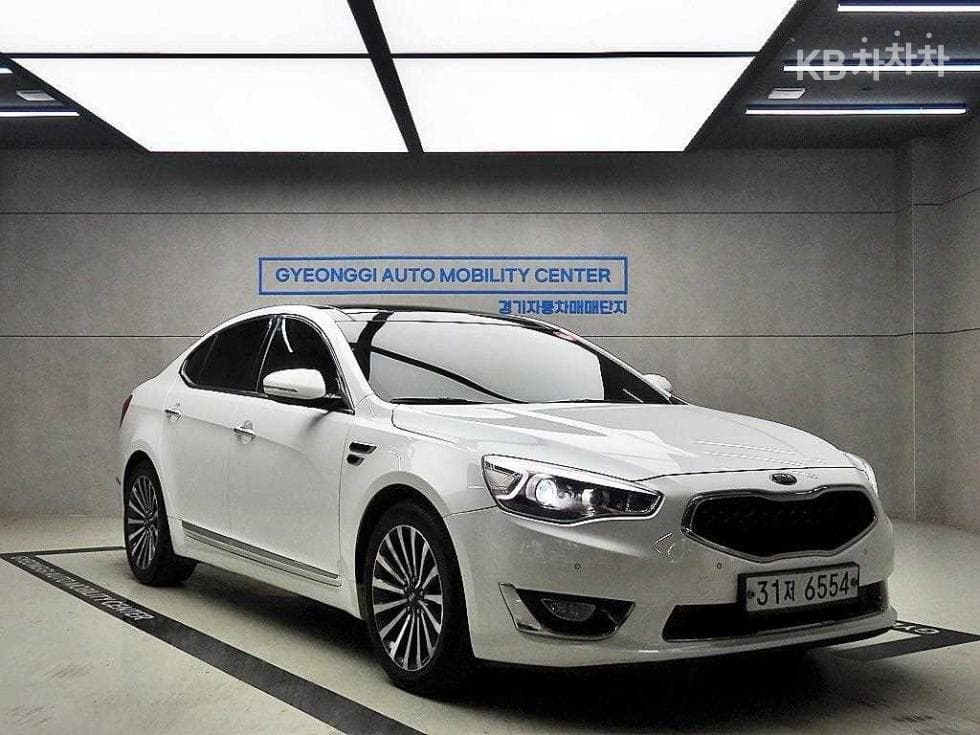Киа The New (фейслифт) K7 2.4 GDI Престиж Специал (специален признак/издание) - Image 1