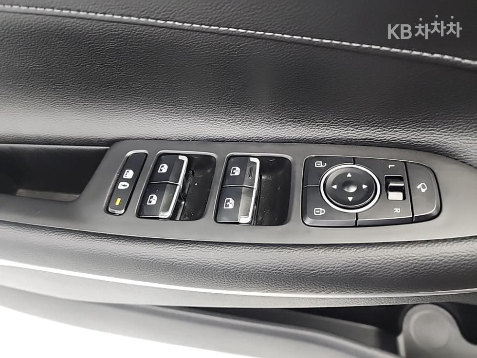 Hyundai The New (facelift) Grandeur (Azera)2.5 Exclusive - 18