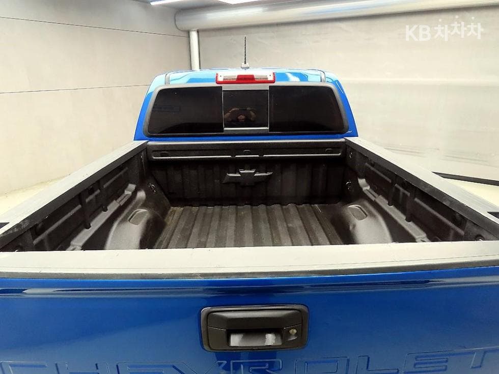 Джи Ем Корея Real New Colorado3.6L V6 4x4 Extreme-X - 18