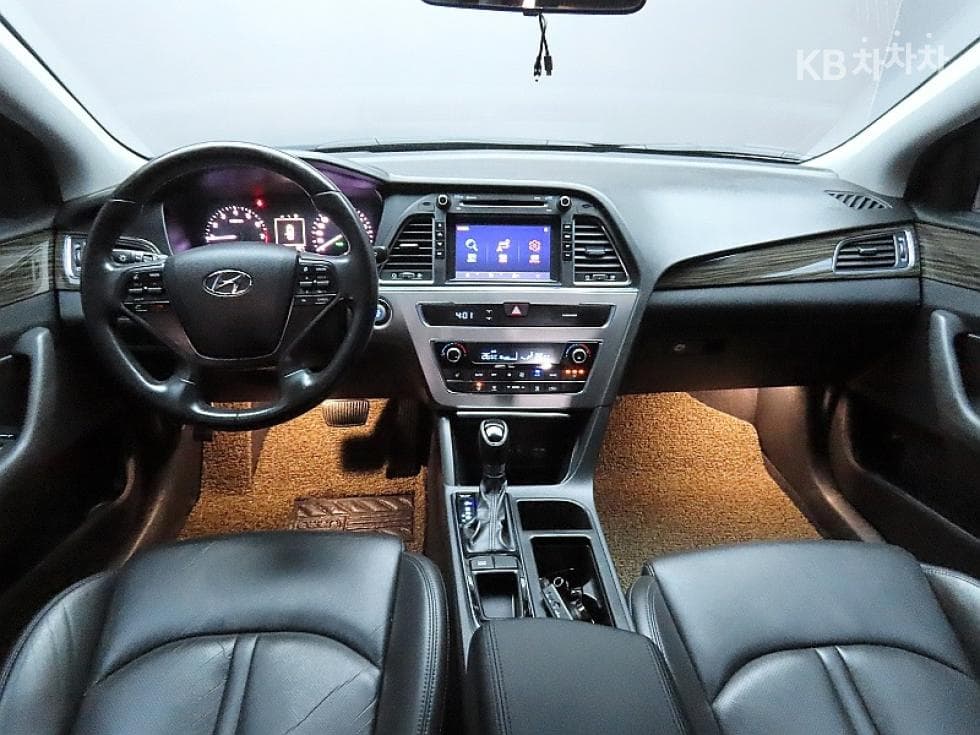 Хюндай Соната LF2.0 Смарт Стандартен - 6