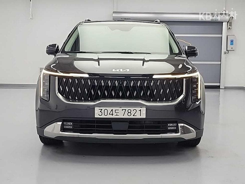 Kia The New (facelift) Carnival 4th generationD2.2 7-seater (Limousine) Signature - 2