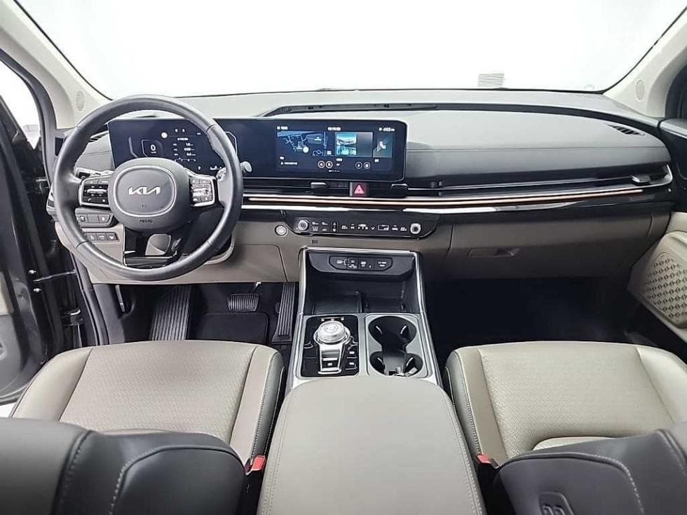 Kia The New (facelift) Carnival 4th generationD2.2 7-seater (Limousine) Signature - 7