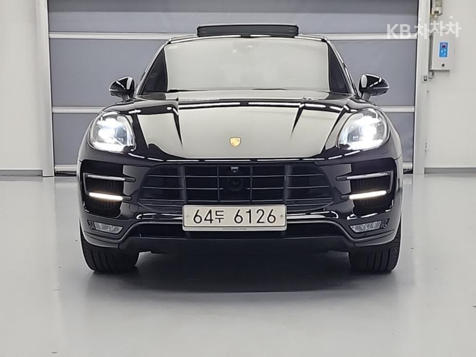 Porsche 마칸3.6 Turbo - 2