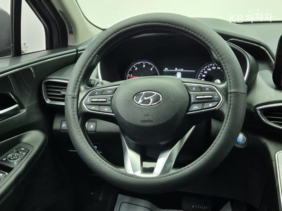 Hyundai The New (facelift) Santa Fe TMDiesel 2.2 2WD Premium 초이스 - 6