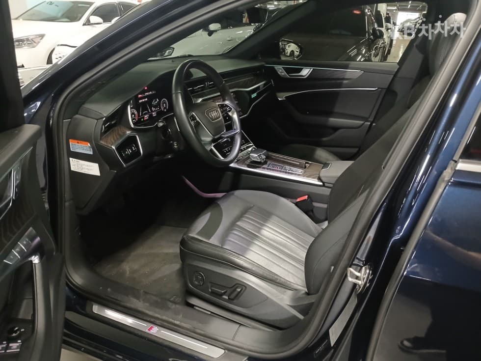 Ауди A6(C8)45 TFSI Quattro Premium - 15